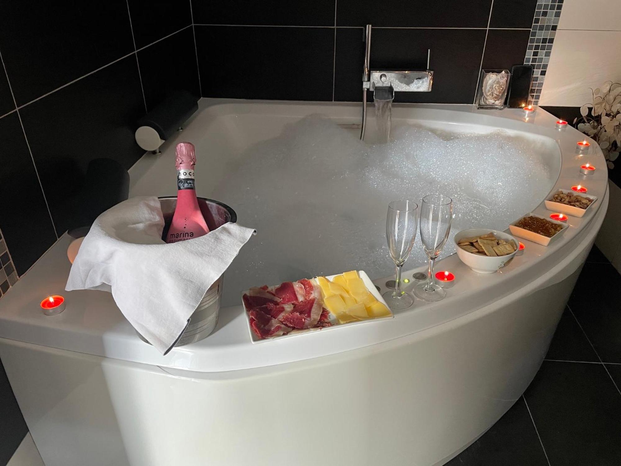 Casa Con Jacuzzi Y Piscina Con Vistas Al Castillo Corbera de Alcira Zewnętrze zdjęcie