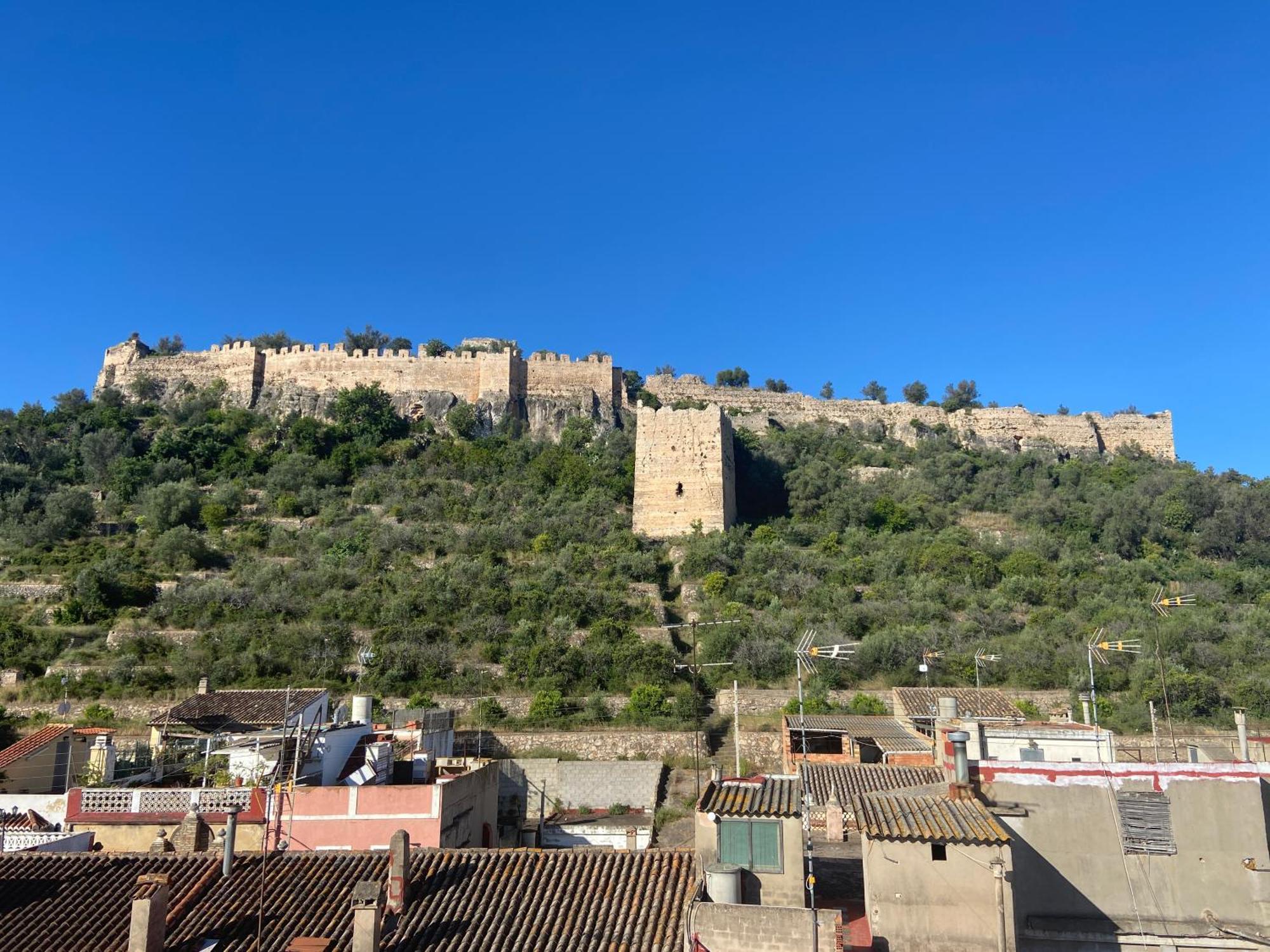 Casa Con Jacuzzi Y Piscina Con Vistas Al Castillo Corbera de Alcira Zewnętrze zdjęcie